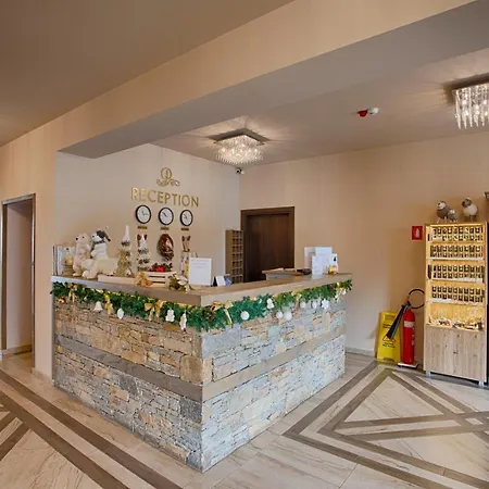 Hotel Panorama *